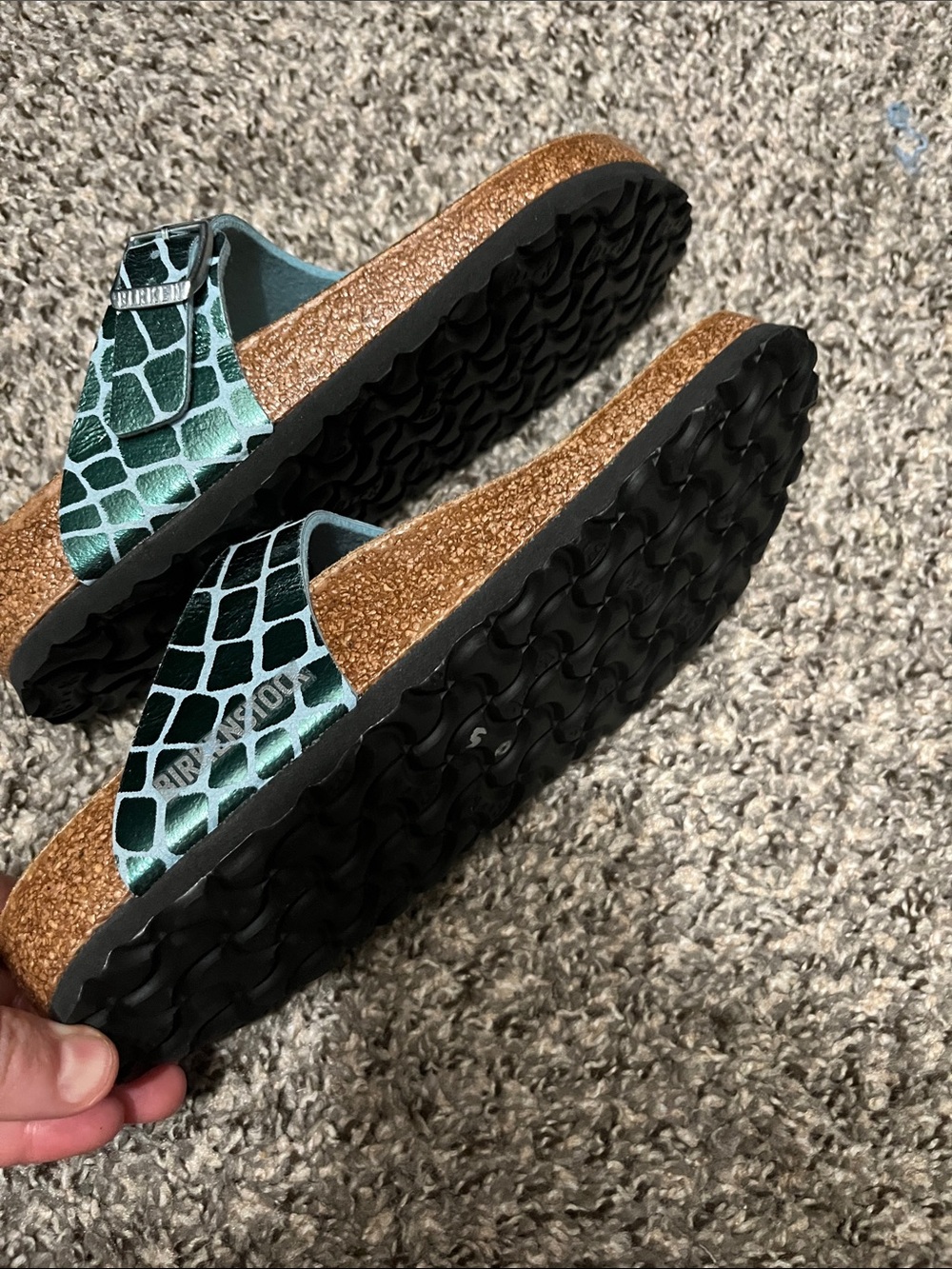Birkenstock Green Croc-Print Thong Slide Sandals - Picture 2 of 4